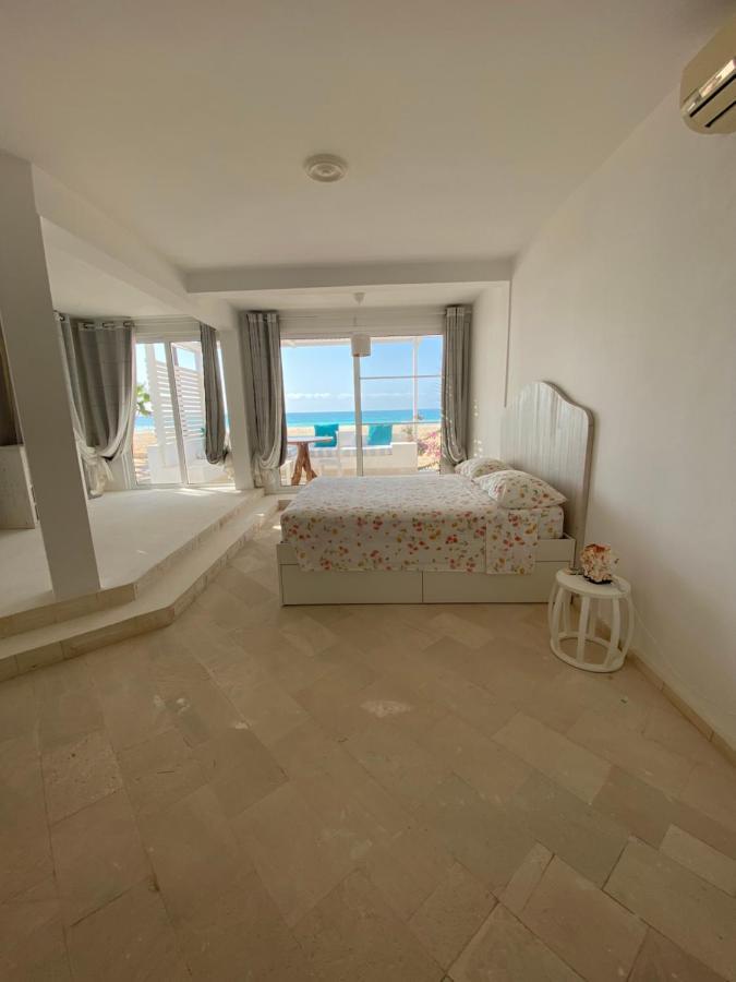 Villa Nº25B Alfredo Marchetti Suites On The Beach Praia Di Chaves Rabil Exterior foto